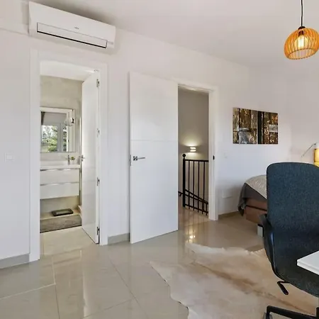 فيلة Buganvilla